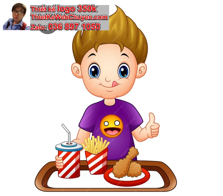 Bé trai chibi ăn khoai tây chiên