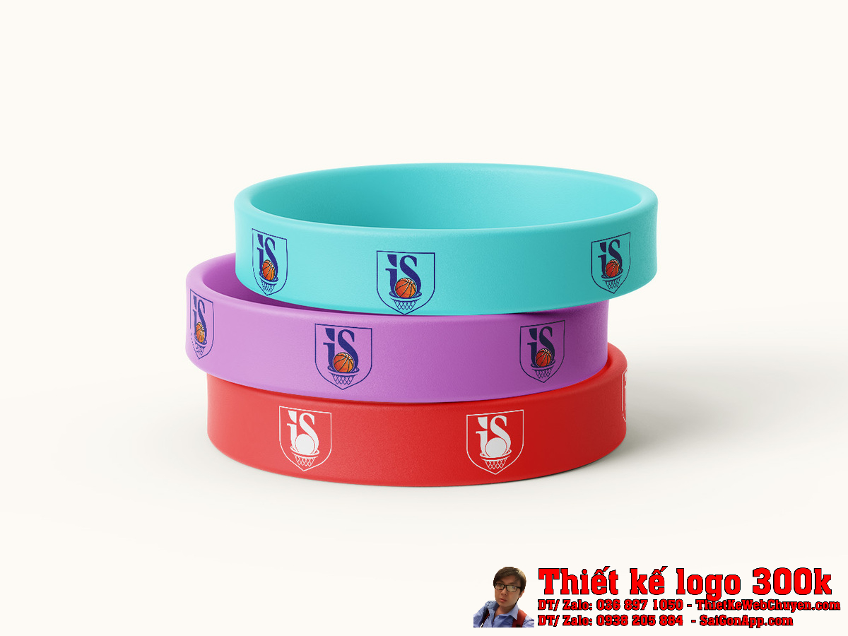 Ứng dụng Thiết kế logo IS trên áo đấu