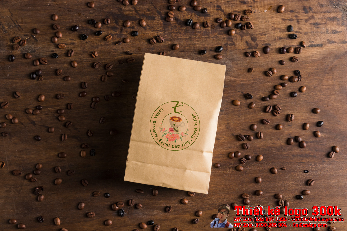 Ứng dụng logo T2 trên nền gỗ