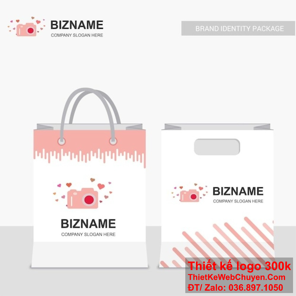 Làm nổi bật sản phẩm của bạn với thiết kế túi giấy cho cửa hàng đồ lưu niệm đẹp mắt và bền vững. Tăng sự thu hút cho cửa hàng của bạn với thiết kế túi giấy cho cửa hàng đồ lưu niệm độc đáo và sáng tạo.