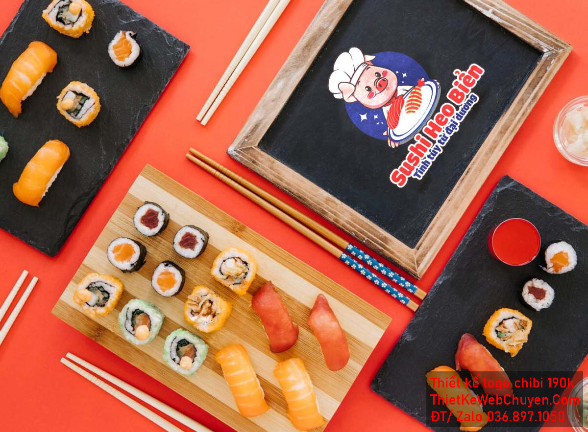 Vẽ chibi chú heo đầu bếp cầm đĩa sushi để thiết kế logo Vẽ chibi chú heo đầu bếp cầm đĩa sushi để thiết kế logo