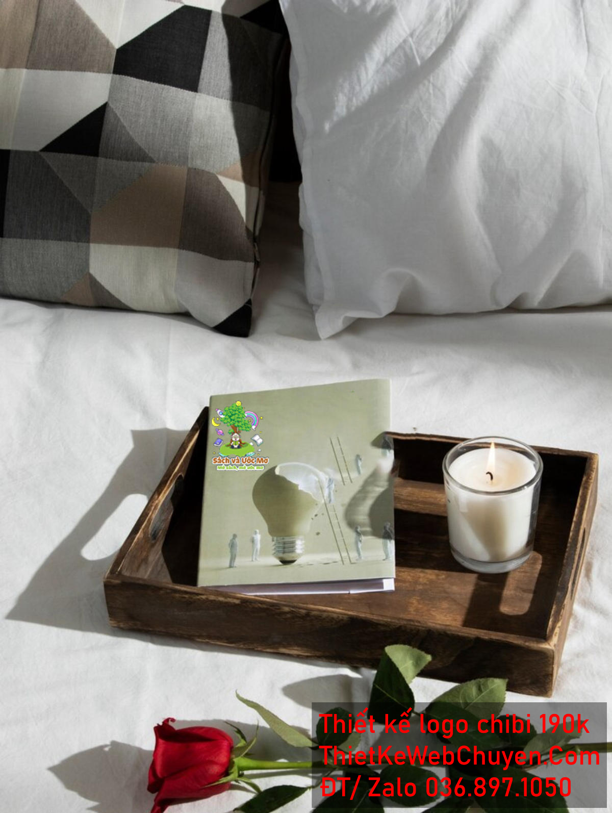 Vẽ chibi chú ngựa đang ngồi đọc sách bên gốc cây để thiết kế logo mẫu 4